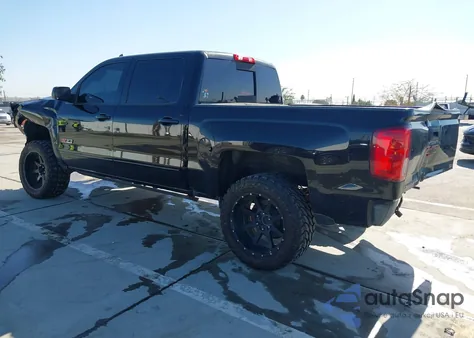 2018 Chevrolet Silverado 1500 2Lz z USA, uszkodzony, nr VIN 3GCUKSEC9JG394556